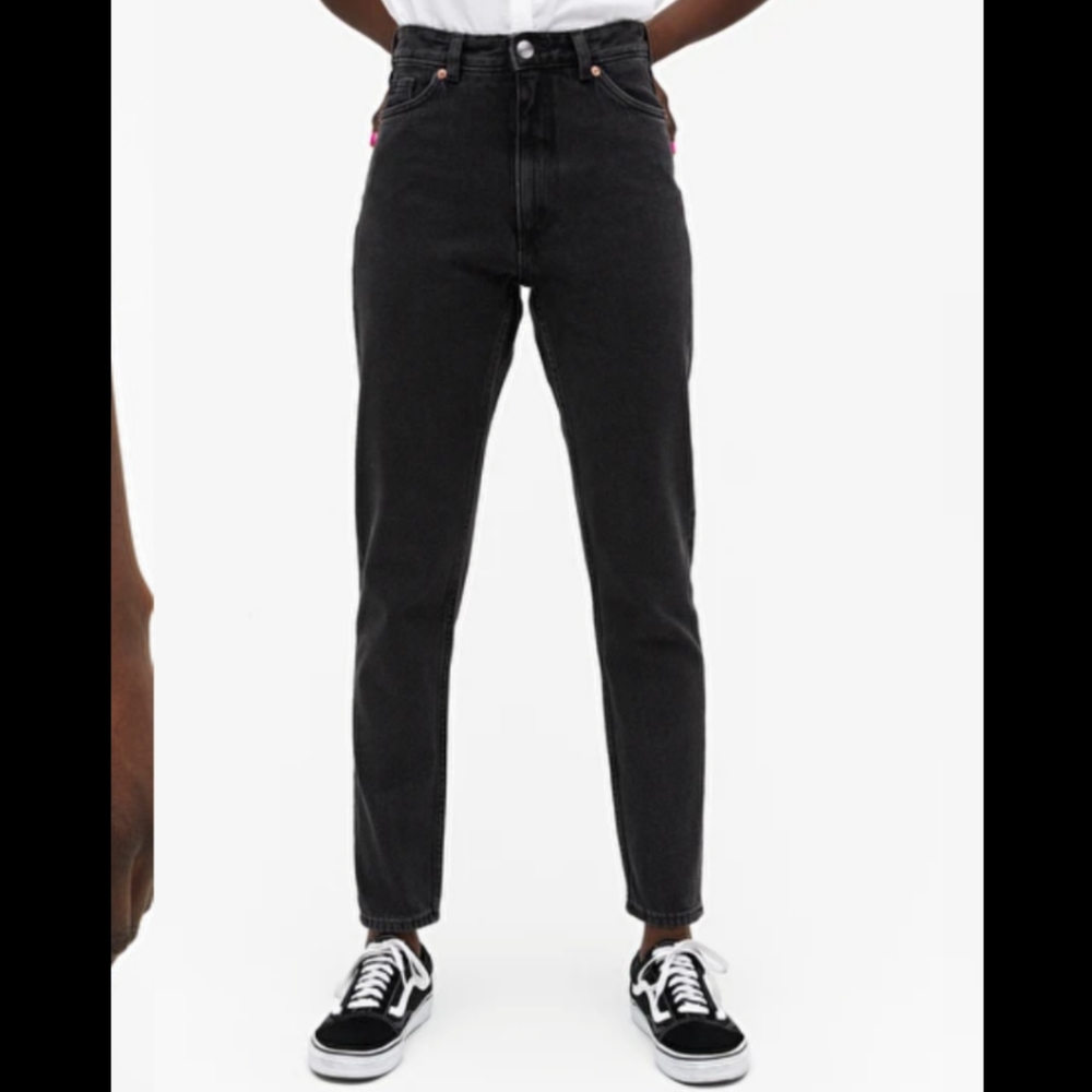 Black Mom Jeans